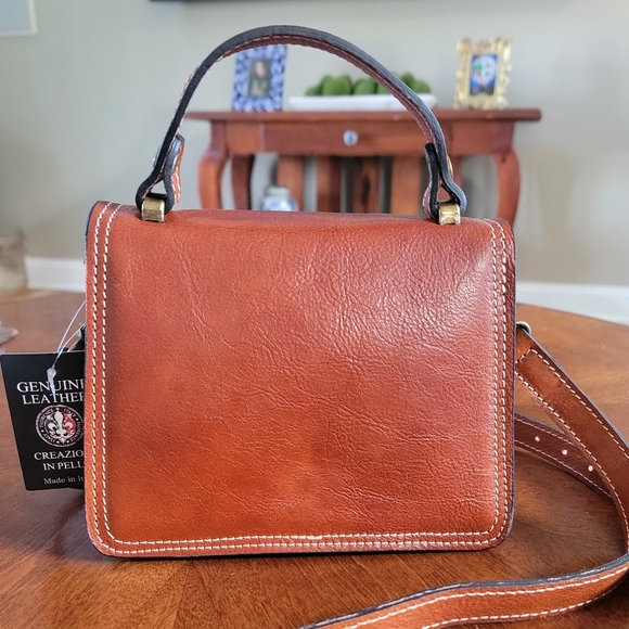 GENUINE ITALIAN LEATHER PURSE BNWT - Picture 3 of 10